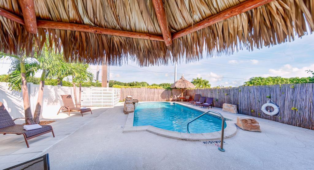 Creekside Inn Islamorada Tavernier Exteriör bild